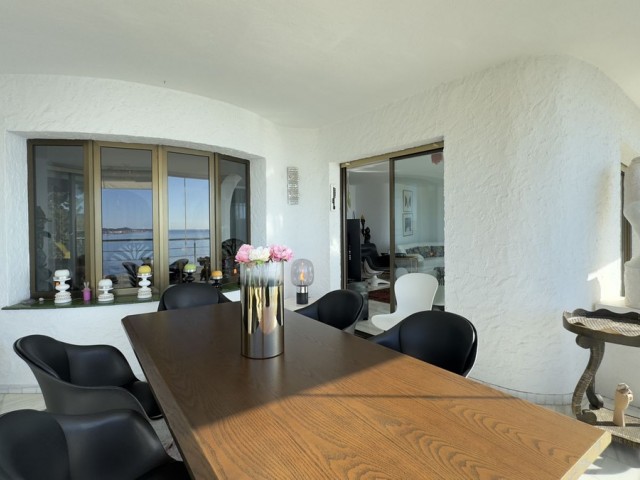 5 Bedrooms Villa in Benalmadena Costa