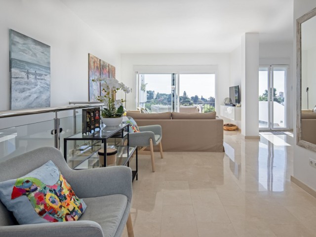 4 Bedrooms Townhouse in Nueva Andalucía