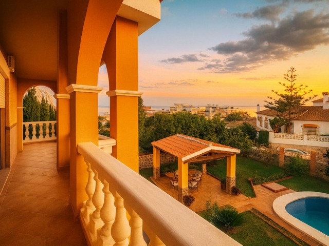 Villa avec 3 Chambres  à Torremolinos