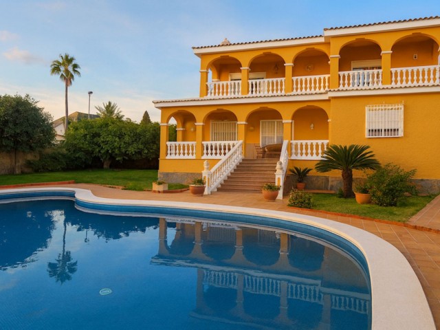 Villa avec 3 Chambres  à Torremolinos
