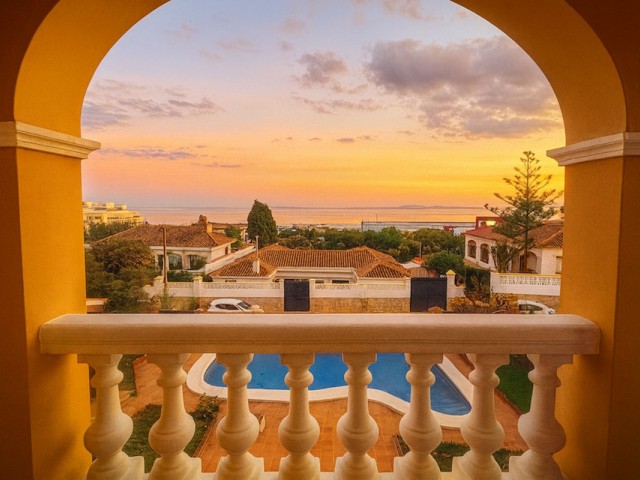 Villa avec 3 Chambres  à Torremolinos