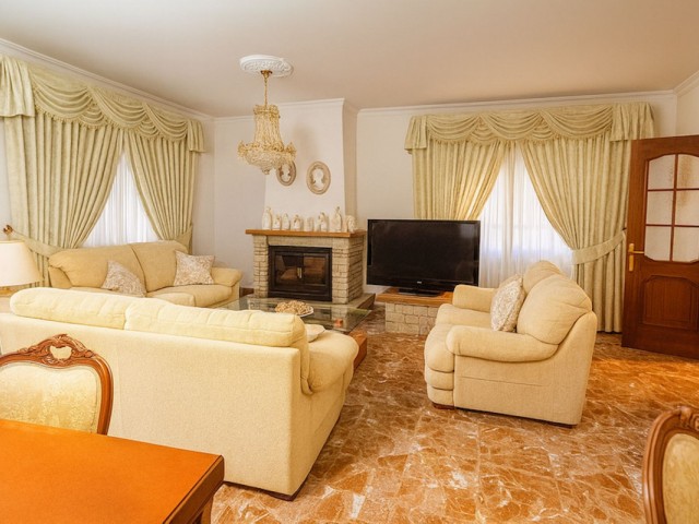 Villa avec 3 Chambres  à Torremolinos