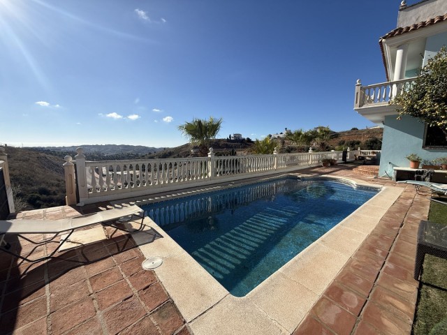 Villa avec 5 Chambres  à Mijas Golf