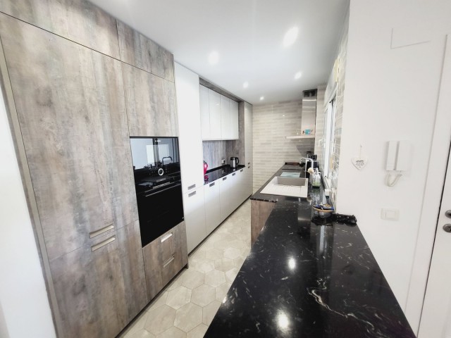 Kattohuoneisto Miraflores