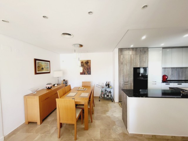 Kattohuoneisto Miraflores