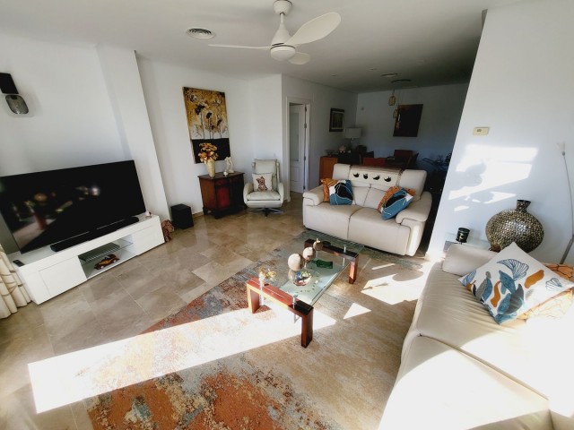 Kattohuoneisto Miraflores