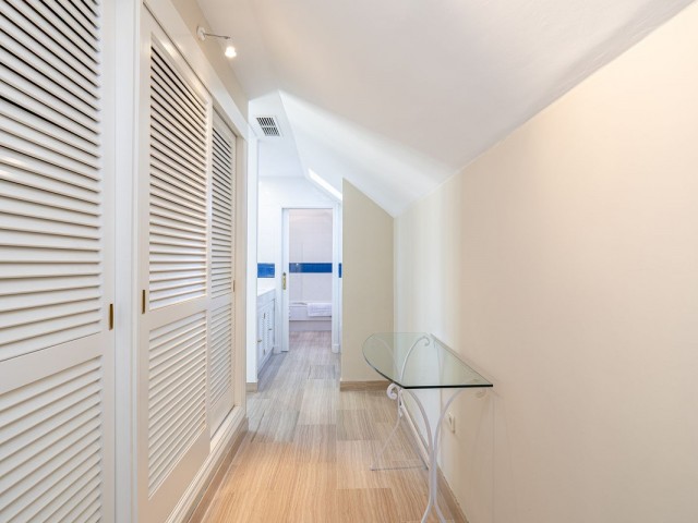 Appartement avec 3 Chambres  à Elviria