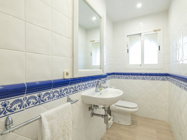 Appartement avec 3 Chambres  à Elviria