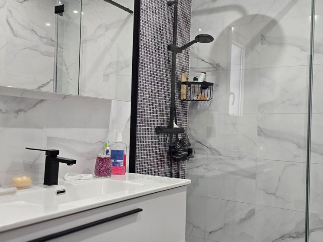 2 Slaapkamer Appartement in El Paraiso