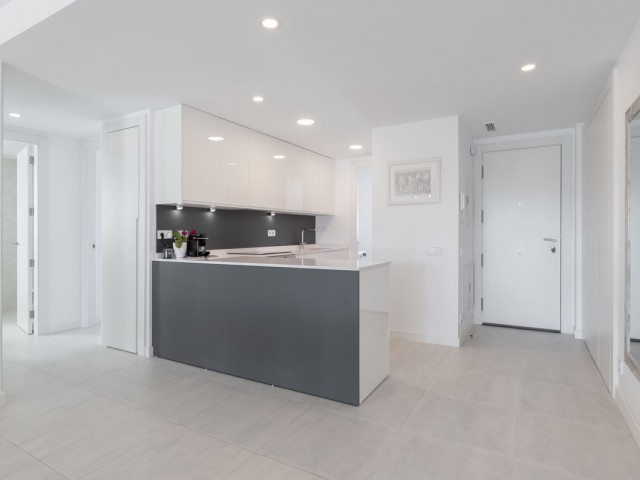 2 Soveroms Leilighet i Estepona