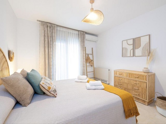 Apartamento con 4 Dormitorios  en Fuengirola