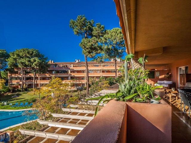 2 Schlafzimmer Apartment in Elviria