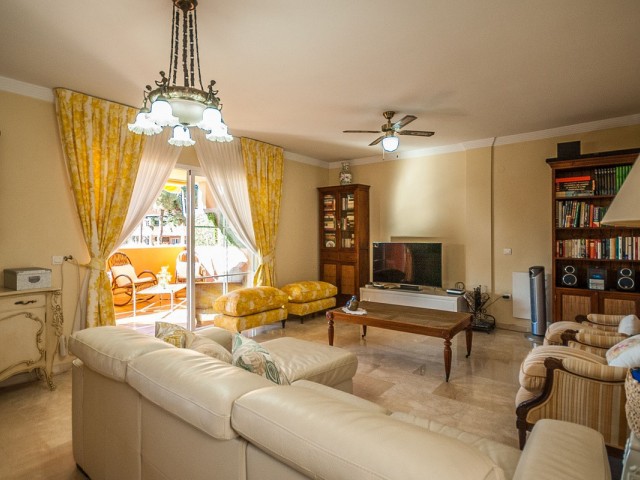 2 Schlafzimmer Apartment in Elviria