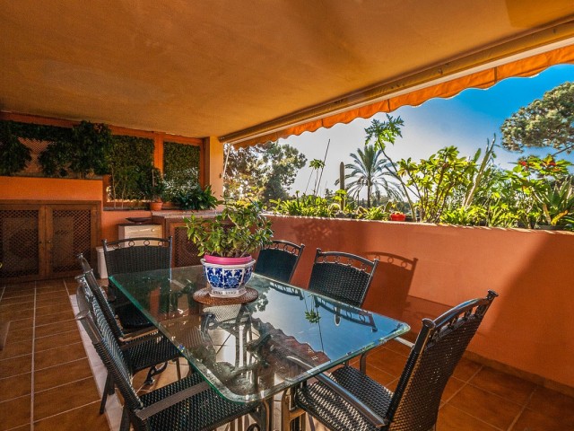 2 Schlafzimmer Apartment in Elviria