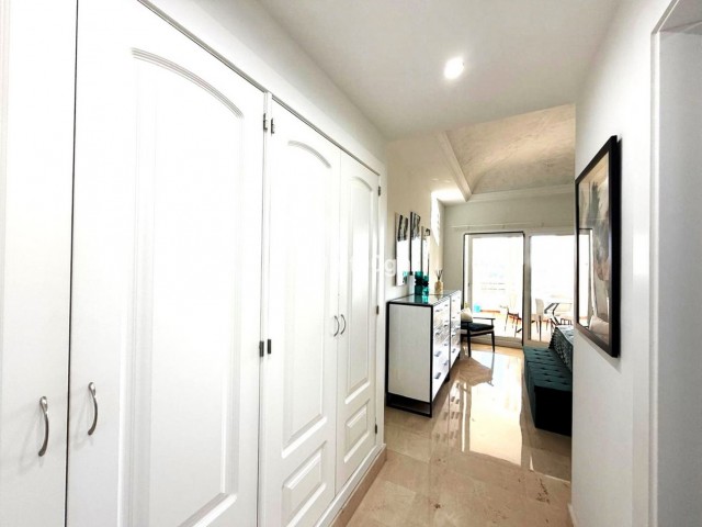 Penthouse in Elviria