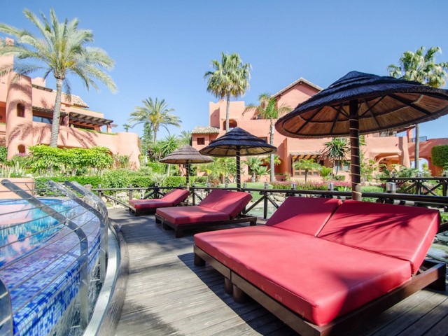 Penthouse in New Golden Mile