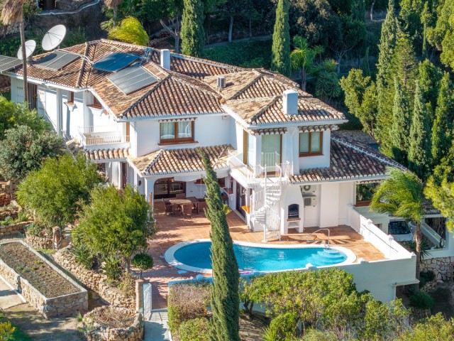 Villa avec 5 Chambres  à Mijas