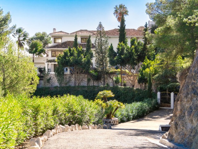 Villa avec 5 Chambres  à Mijas