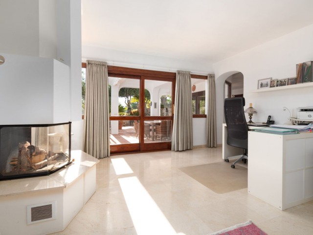 Villa avec 5 Chambres  à Mijas