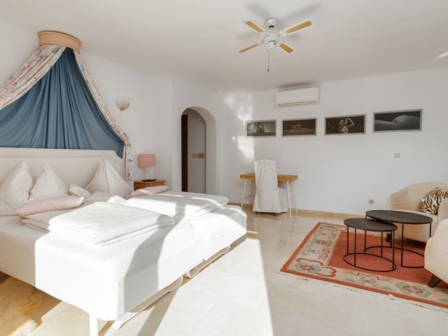 Villa avec 5 Chambres  à Mijas