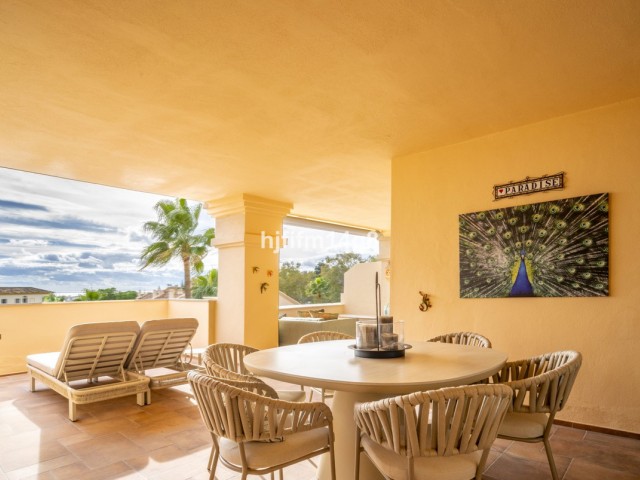 4 Bedrooms Apartment in Nueva Andalucía