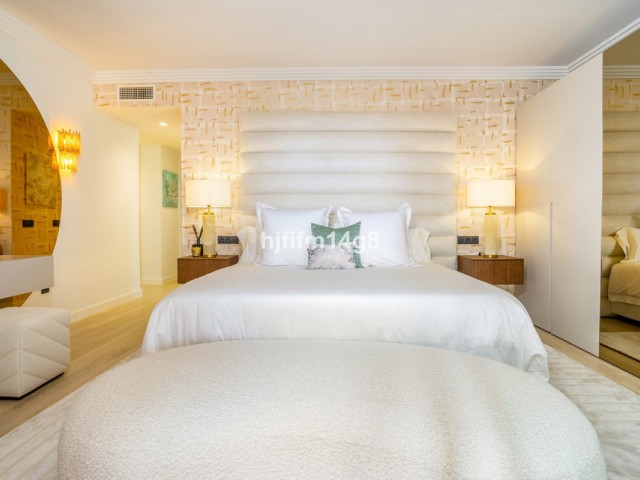 4 Slaapkamer Appartement in Nueva Andalucía