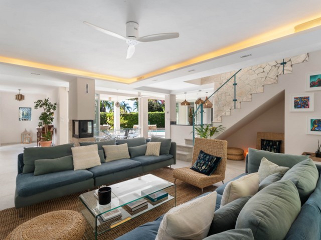 Villa avec 6 Chambres  à El Rosario