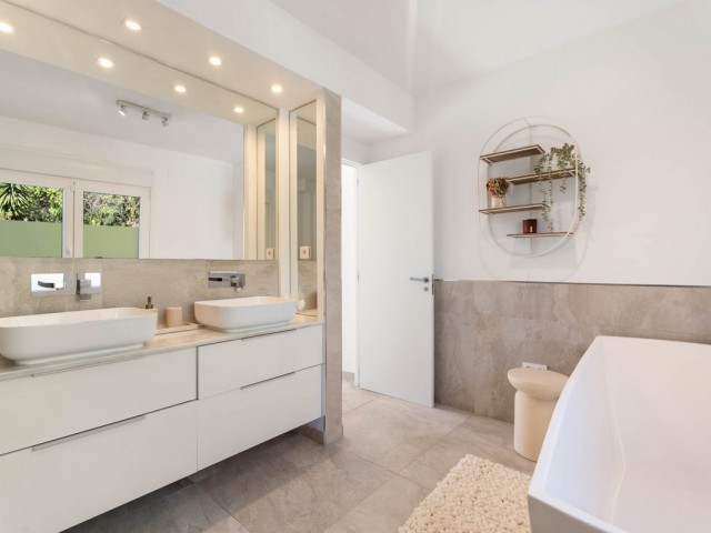 Villa avec 6 Chambres  à El Rosario