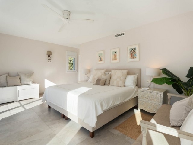 6 Slaapkamer Villa in El Rosario