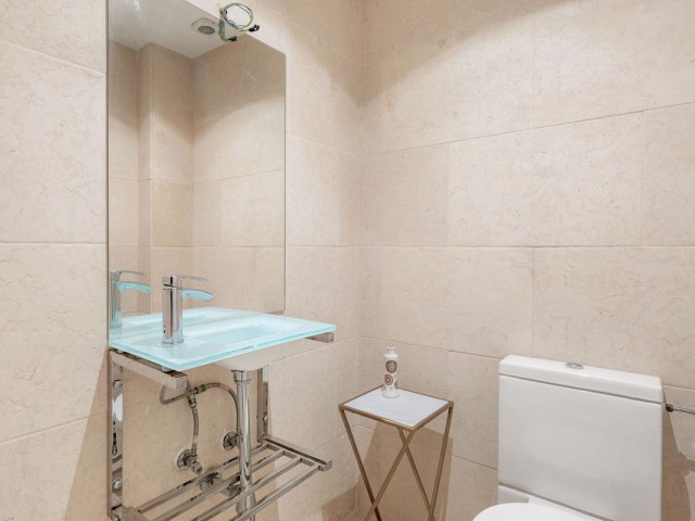 2 Bedrooms Apartment in Nueva Andalucía