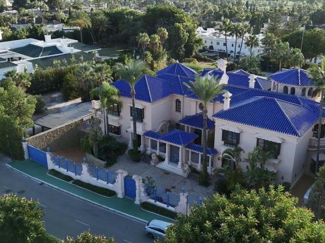 Villa, Nueva Andalucia