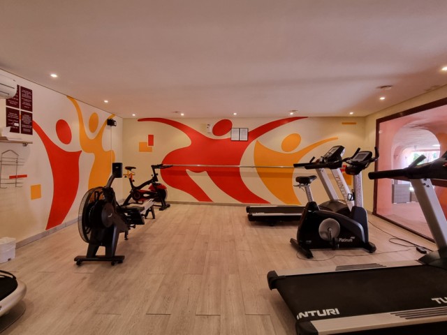 Appartement avec 2 Chambres  à Estepona