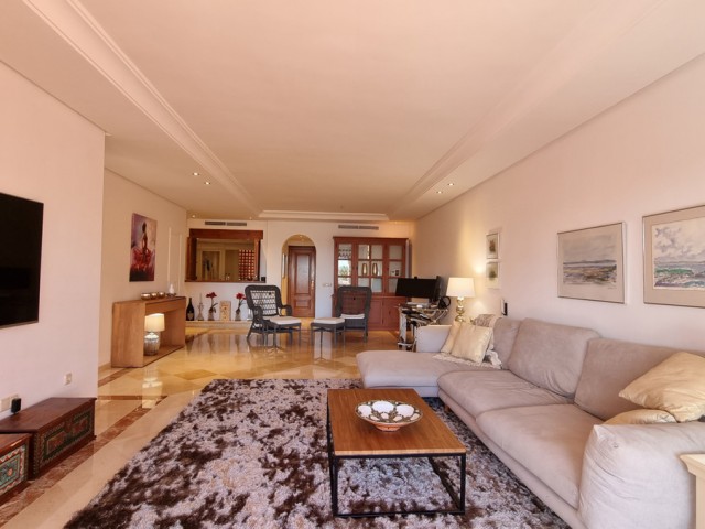 Appartement avec 2 Chambres  à Estepona