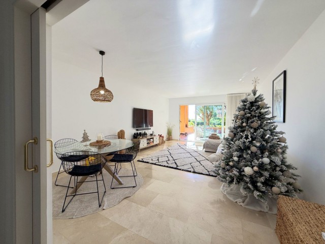 Apartamento con 3 Dormitorios  en La Duquesa