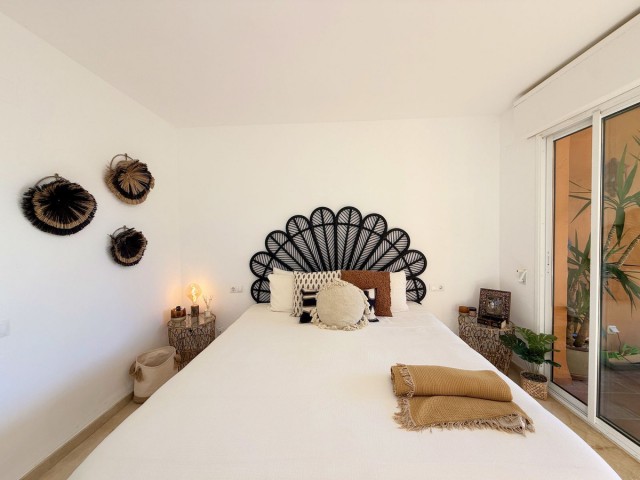 Apartamento con 3 Dormitorios  en La Duquesa