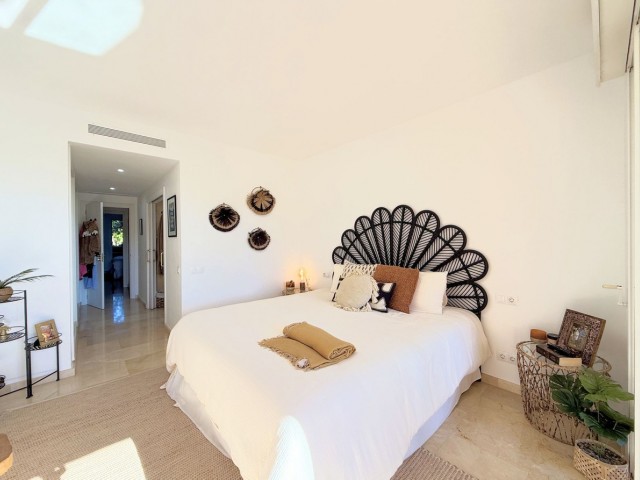 Apartamento con 3 Dormitorios  en La Duquesa