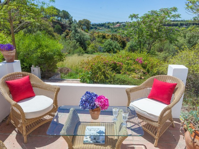 Villa con 3 Dormitorios  en Estepona