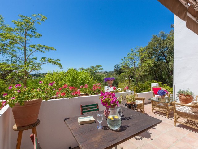 Villa con 3 Dormitorios  en Estepona