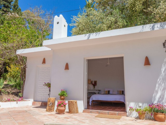 Villa con 3 Dormitorios  en Estepona