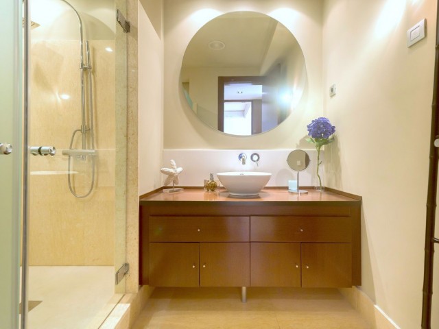 2 Sovrums Lägenhet i Nueva Andalucía