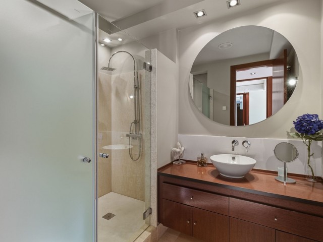 2 Bedrooms Apartment in Nueva Andalucía