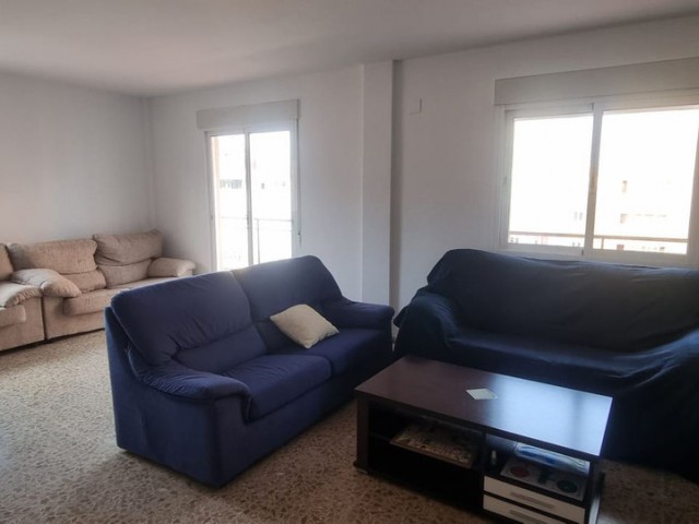 4 Bedrooms Apartment in Fuengirola