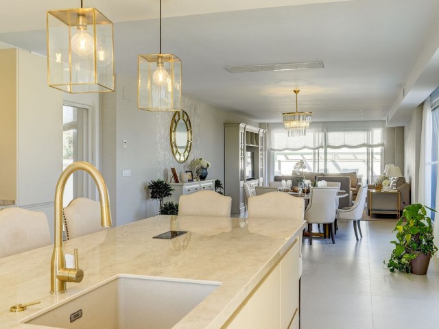 Penthouse avec 3 Chambres  à Sotogrande