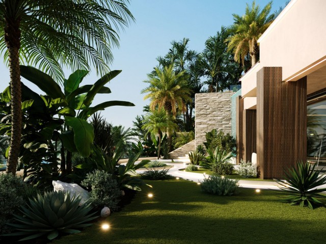 5 Bedrooms Villa in Marbella