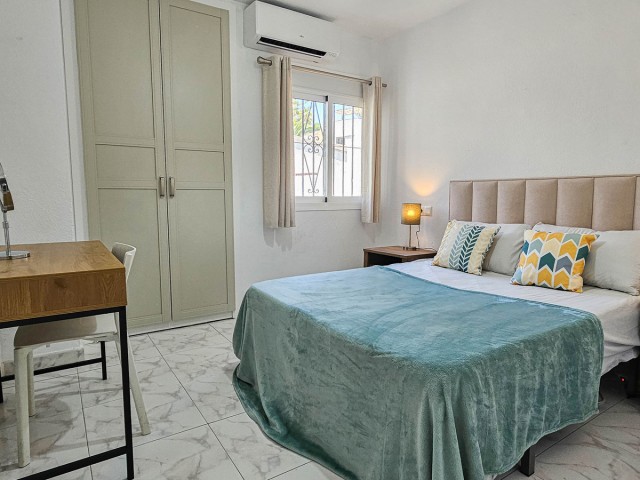 Villa avec 4 Chambres  à Riviera del Sol