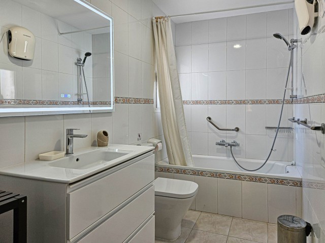 Villa avec 4 Chambres  à Riviera del Sol