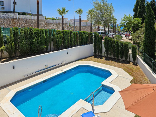 Villa avec 4 Chambres  à Riviera del Sol