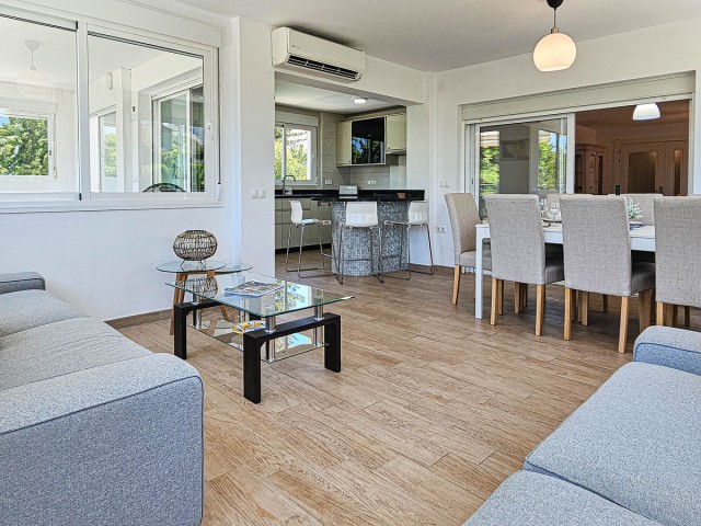 4 Bedrooms Villa in Riviera del Sol