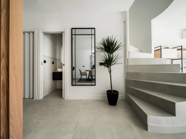 Maison mitoyenne avec 3 Chambres  à Nueva Andalucía