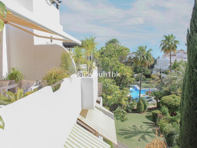 4 Bedrooms Apartment in Marbella